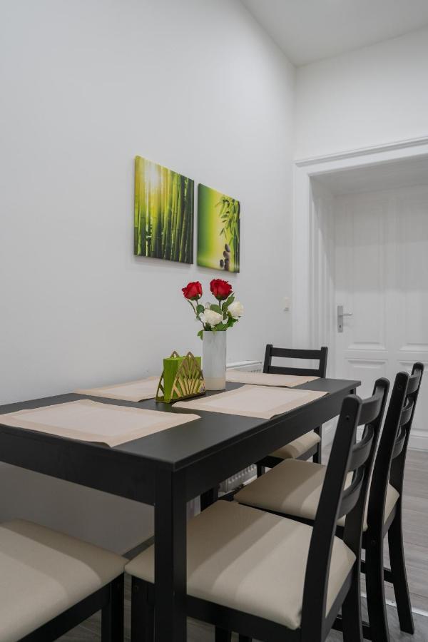 Radiant Premium Apartments - Fuenfhaus ウィーン エクステリア 写真