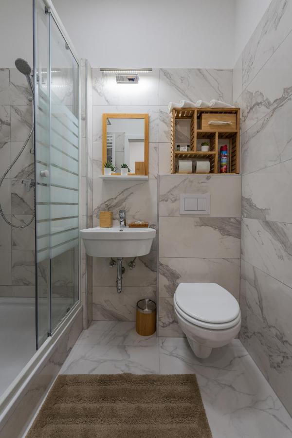 Radiant Premium Apartments - Fuenfhaus ウィーン エクステリア 写真