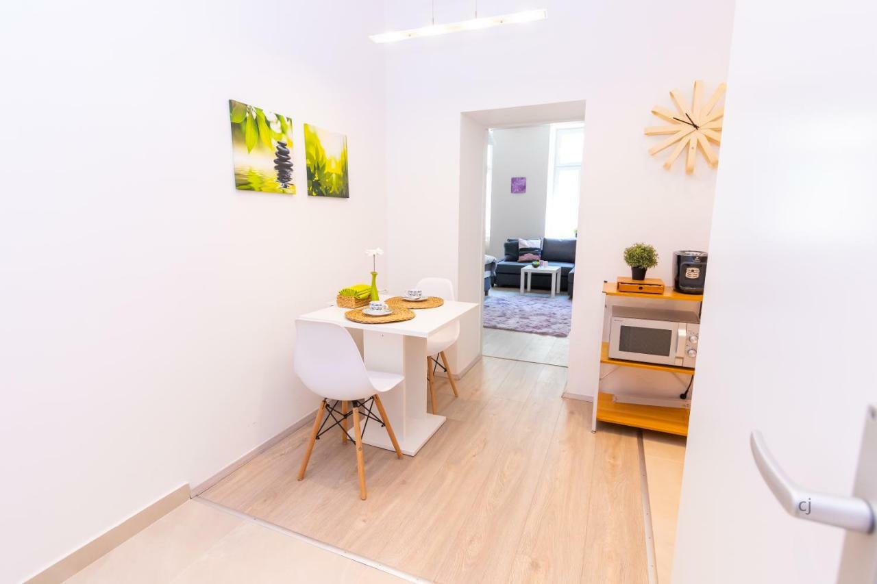 Radiant Premium Apartments - Fuenfhaus ウィーン エクステリア 写真